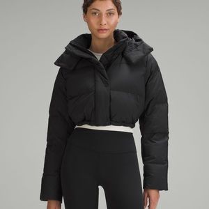 Lululemon Wunder puff super cropped size 4 BNWT